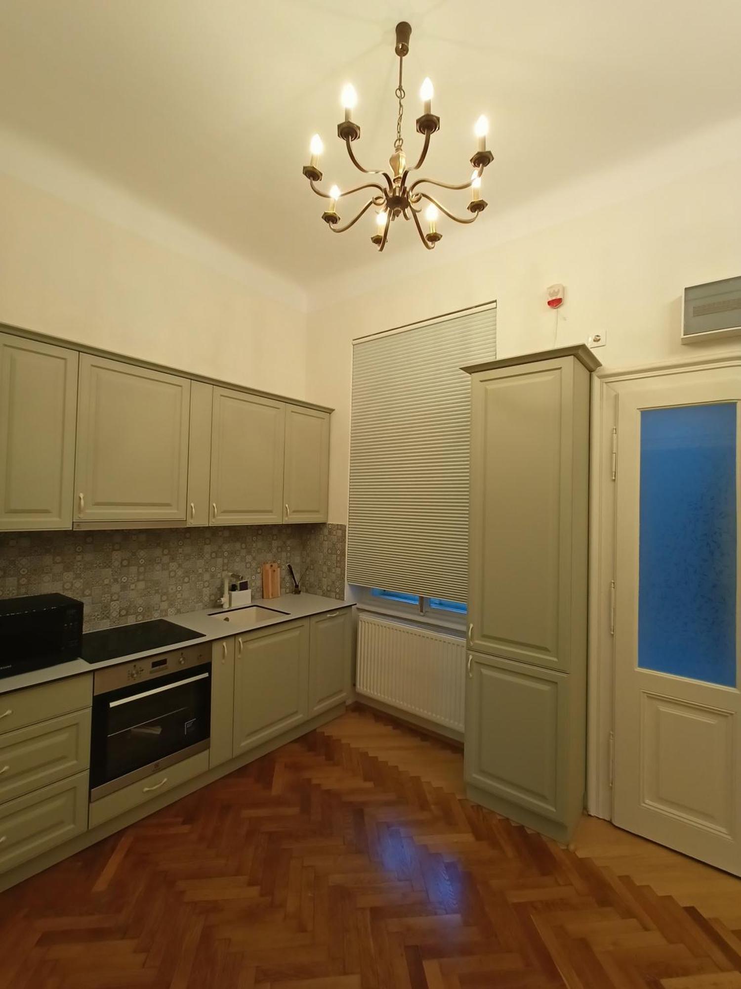 Garden Of Light Apartment Sibiu Bagian luar foto