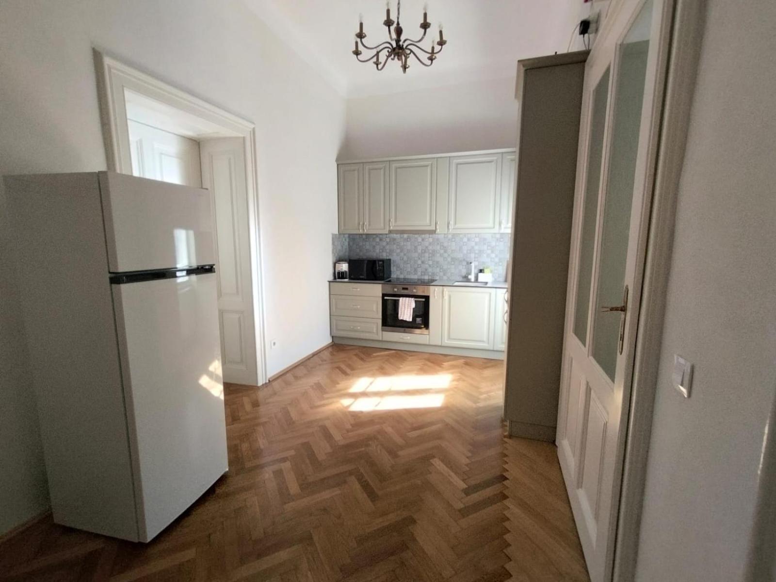 Garden Of Light Apartment Sibiu Bagian luar foto